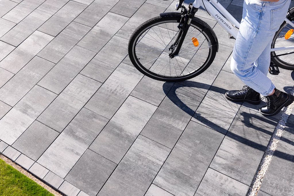 BRUK BET NOVATOR PŁYTA GR. 4. cm PRIMATEC MELANŻ 60X60