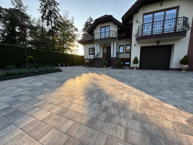 Polbruk TRIADA gr. 8 cm cieniowana - obrazek 2