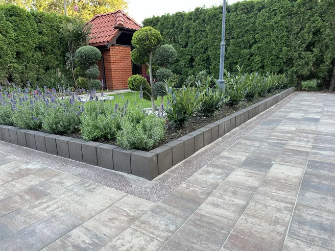 Polbruk TRIADA gr. 8 cm cieniowana - obrazek 3