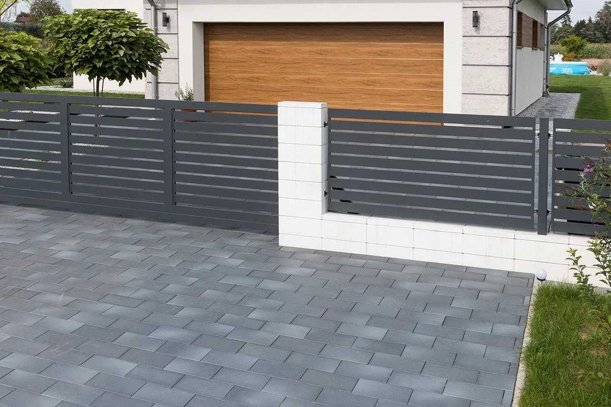 BRUK BET NOVATOR SOLO płyta gr. 8 POLERYT 90x90