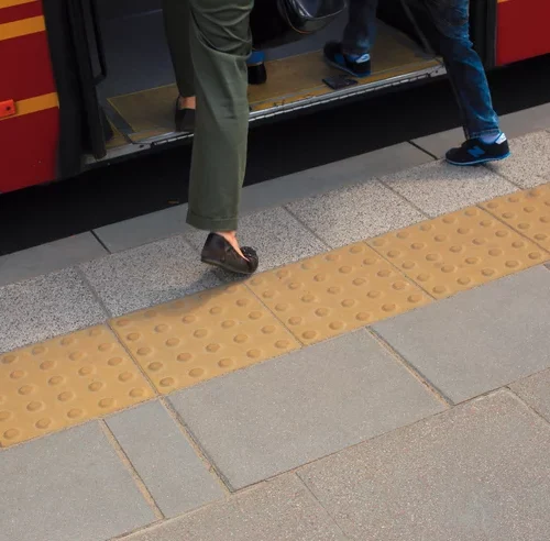 Polbruk FOCUS  40x40x8 cm Żółty